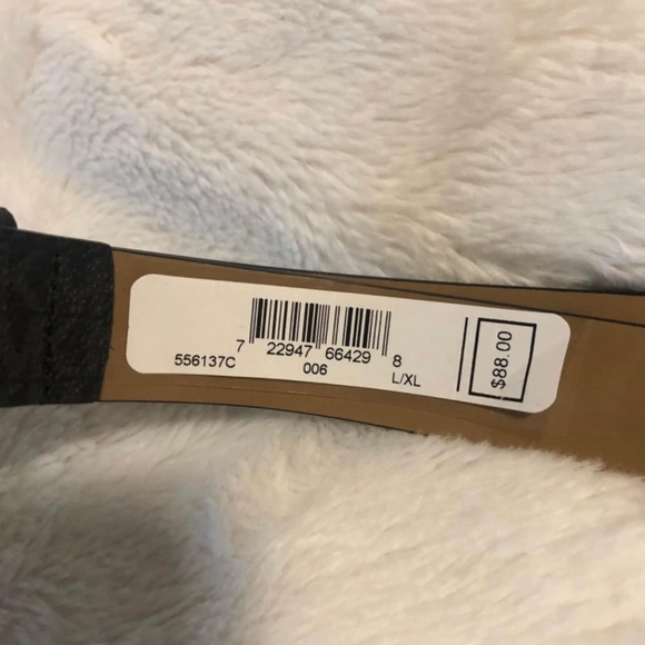 Authentic Michael Kors Belt/Bum/Sling Bag - Picture 4 of 5